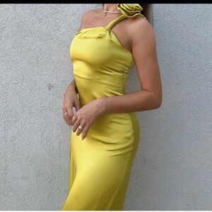 Marchesa Yellow Asymmetrical Ruched Cocktail Driss